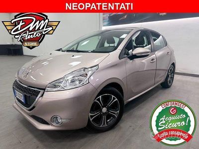 Usata Peugeot 208 Allure 68 CV (50 kW) 2015 Rosa Utilitaria