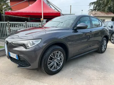 Usata Alfa Romeo Stelvio Super 190 CV (139 kW) 2018 Grigio SUV