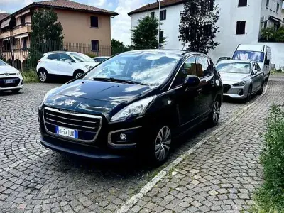 Usata Peugeot 3008 Active 131 CV (96 kW) 2015 Nero Station wagon