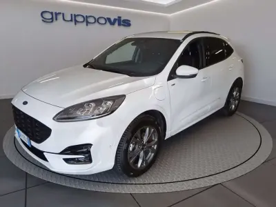 Begagnad Ford Kuga ST-Line X 225 HK (165 kW) 2023 Vit SUV