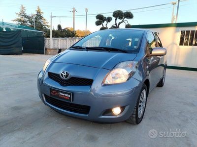 usata Toyota Yaris 1000cc 69cv 5 porte "ECONOMICA"