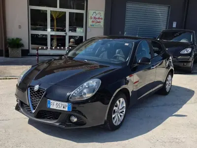 Usata Alfa Romeo Giulietta Super 120 CV (88 kW) 2016 Utilitaria