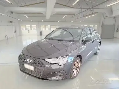 Usata Audi A3 Business 150 CV (110 kW) 2022 Grigio Berlina