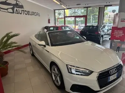 Usata Audi A5 Cabriolet Ambiente 203 CV (149 kW) 2022 Bianco Cabrio