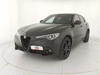 Usata Alfa Romeo Stelvio Ti 210 CV (154 kW) 2021 Nero metallizzato SUV