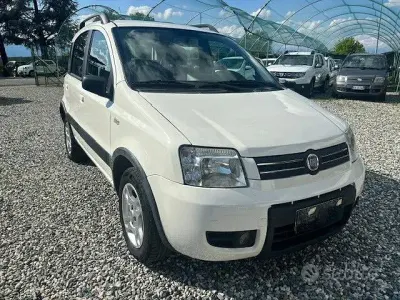 Occasion Fiat Panda Climbing 60 ch (44 kW) 2009 Blanc Citadine