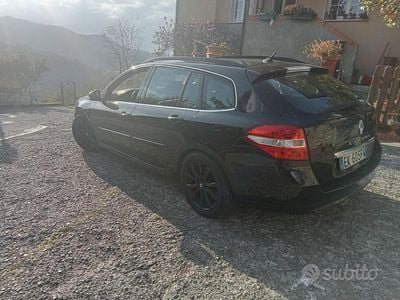 Usata Renault Laguna III 150 CV (110 kW) 2008 Nero Station wagon