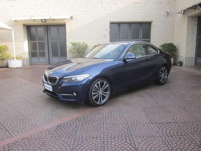 Usata BMW 218 Sport Line 136 CV (100 kW) 2016 Blu scuro Coupé