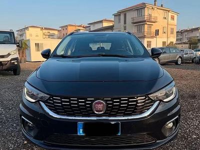 Usata Fiat Tipo 120 CV (88 kW) 2018 Nero Station wagon