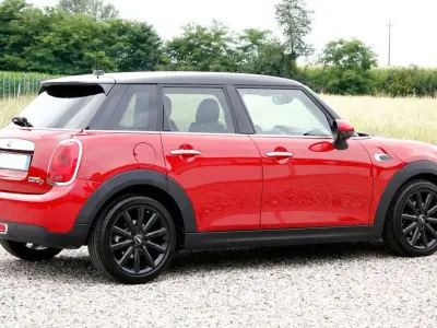 Usata Mini Cooper D 116 CV (85 kW) 2015 Rosso Utilitaria