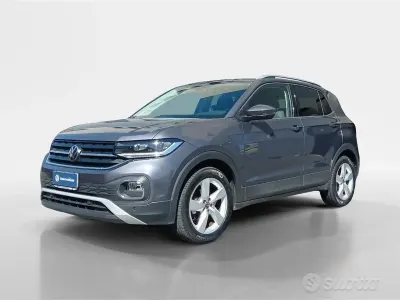 Usata VW T-Cross Advance 110 CV (80 kW) 2023 Grigio SUV