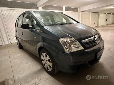 Usata Opel Meriva 88 CV (64 kW) 2007 Grigio Monovolume