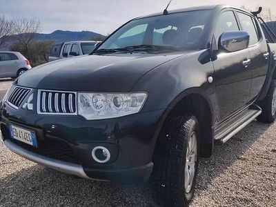 Usata Mitsubishi L200 Invite+ 136 CV (100 kW) 2010 Nero Pick-up