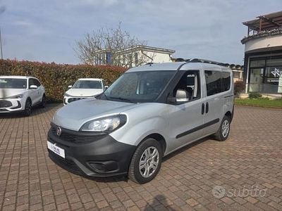 Usata Fiat Doblò S 120 CV (88 kW) 2020 Grigio Monovolume