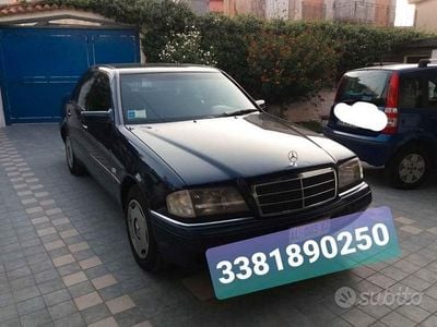 Usata Mercedes C200 1996 Blu Berlina