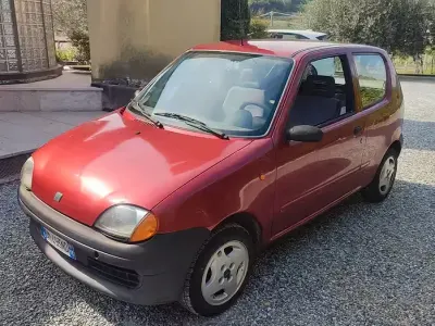 Usata Fiat Seicento 39 CV (28 kW) 2000 Rosso Utilitaria