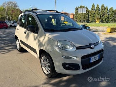 Usata Fiat Panda Lounge 80 CV (58 kW) 2013 Beige Utilitaria