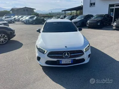 Usata Mercedes A180 Premium 116 CV (85 kW) 2018 Bianco Berlina