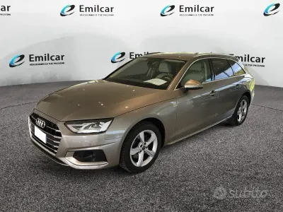 Begagnad Audi A4 Comfort 136 HK (100 kW) 2022 Grå Kombi