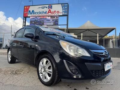 Usata Opel Corsa 75 CV (55 kW) 2011 Nero Utilitaria