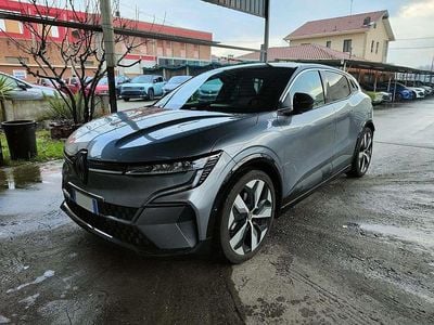 Usata Renault Megane E-Tech Techno 160 kW (218 CV) 2025 Gray Berlina
