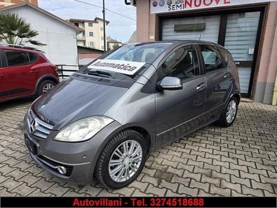 Usata Mercedes A180 Avantgarde 108 CV (79 kW) 2010 Grigio Utilitaria