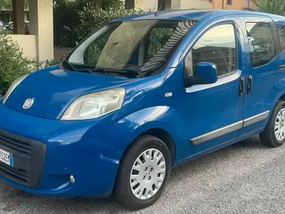 Usata Fiat Qubo Trekking 75 CV (55 kW) 2009 Bluazzurro Monovolume