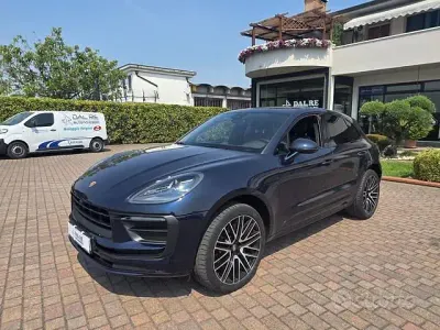 Usata Porsche Macan 265 CV (194 kW) 2023 Bluazzurro SUV