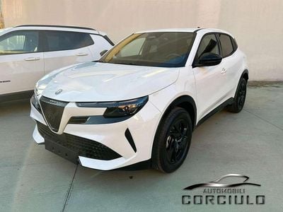 Nuova Alfa Romeo Junior Ti 136 CV (100 kW) 2026 Bianco SUV