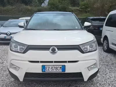 Usata SsangYong Tivoli 110 CV (80 kW) 2015 Bianco SUV