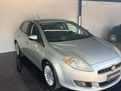 Usata Fiat Bravo Dynamic 90 CV (66 kW) 2010 Grigio Utilitaria