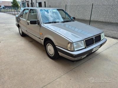 Usata Lancia Thema 120 CV (88 kW) 1988 Grigio Berlina