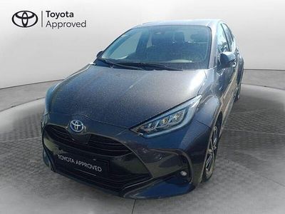Usata Toyota Yaris Hybrid Trend 116 CV (85 kW) 2022 Grigio Berlina