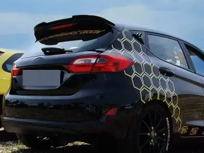 Usata Ford Fiesta 86 CV (63 kW) 2020 Nero Utilitaria