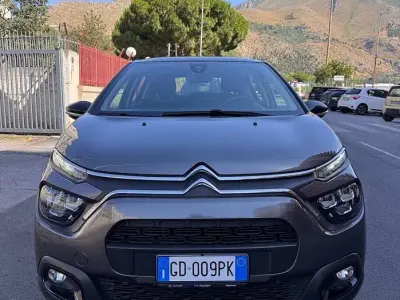 Usata Citroën C3 Feel 102 CV (75 kW) 2021 Grigio Utilitaria