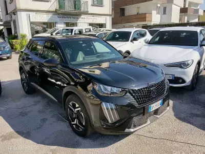 Usata Peugeot 2008 Allure 131 CV (96 kW) 2023 Other SUV