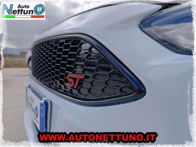 Usata Ford Focus ST-Line 140 CV (102 kW) 2018 Bianco Berlina
