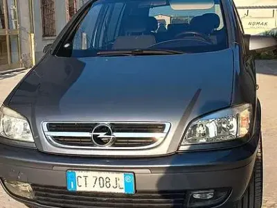 Usata Opel Zafira