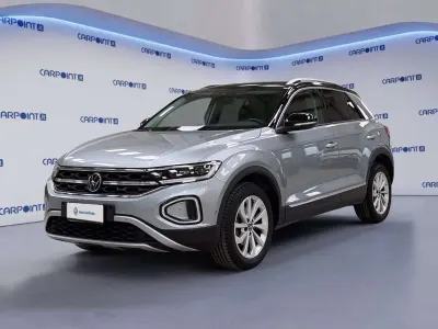 Usata VW T-Roc Style 110 CV (80 kW) 2023 Grigio SUV