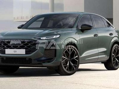 Nuova Audi Q3 S-Line 150 CV (110 kW) 2026 Verde SUV