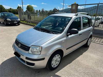 Usata Fiat Panda 69 CV (50 kW) 2012 Argento Utilitaria