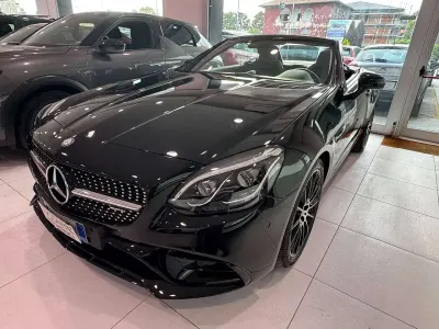 Usata Mercedes SLC43 AMG AMG 367 CV (269 kW) 2016 Nero Cabrio