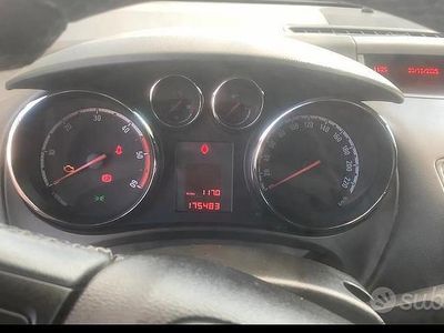 Usata Opel Meriva 110 CV (80 kW) 2012 Monovolume