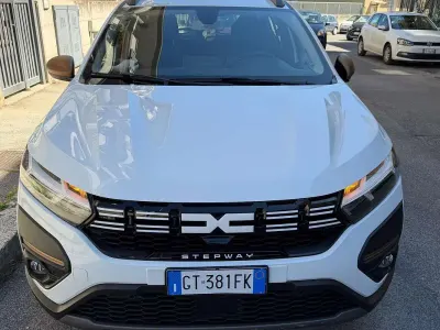 Usata Dacia Sandero Extreme 101 CV (74 kW) 2024 Bianco Berlina