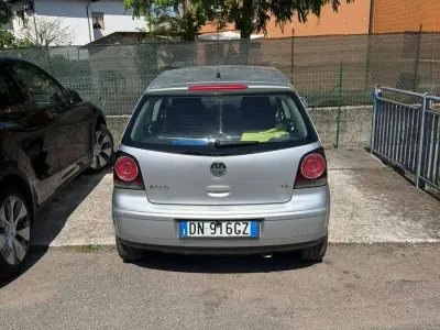 Usata VW Polo 71 CV (52 kW) 2008 Argento Utilitaria