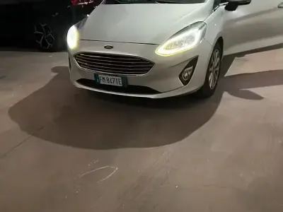 Usata Ford Fiesta 86 CV (63 kW) 2018 Utilitaria