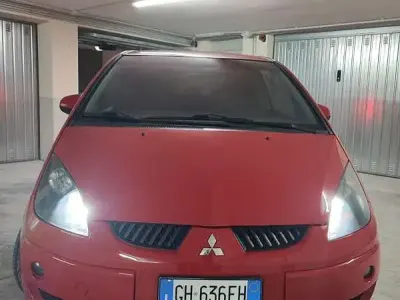 Usata Mitsubishi Colt 150 CV (110 kW) 2006 Berlina