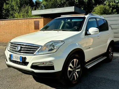 Usata SsangYong Rexton 155 CV (114 kW) 2015 Bianco SUV