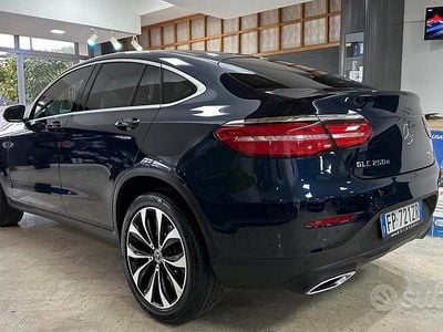 Usata Mercedes GLC250 205 CV (150 kW) 2018 Blu Coupé