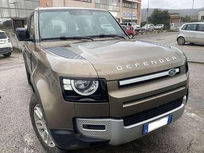 Usata Land Rover Defender S 200 CV (147 kW) 2021 Gondawa stone SUV